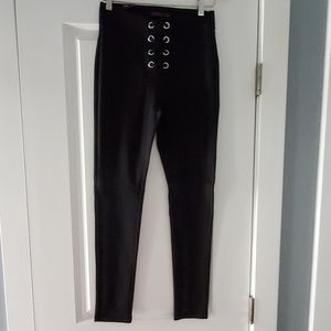 NWT....Ci Sona stretch legging/pant!